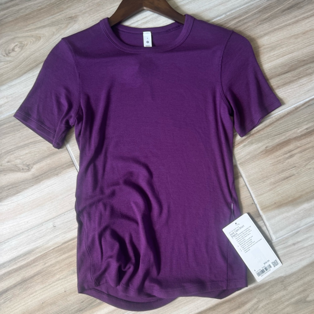 Lululemon Athletica Hold Tight Short Sleeve
